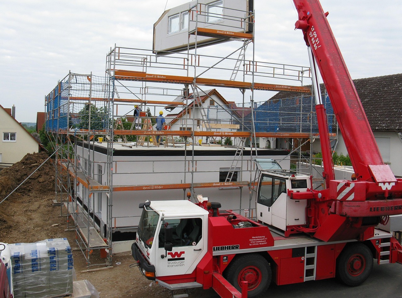 cat costa sa construiesti o casa