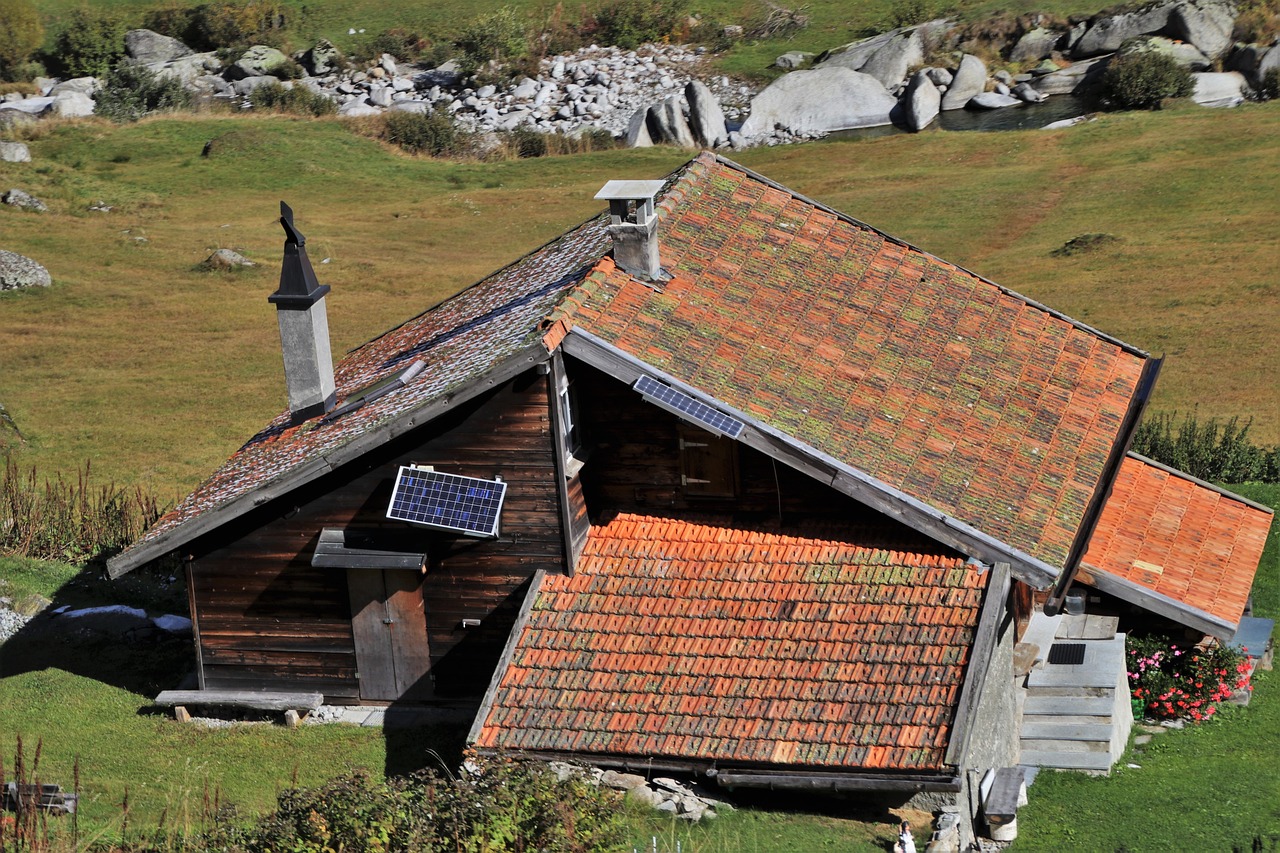 de cate panouri fotovoltaice ai nevoie pentru o casa