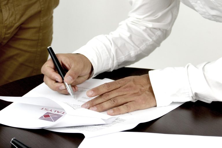 contract de comodat