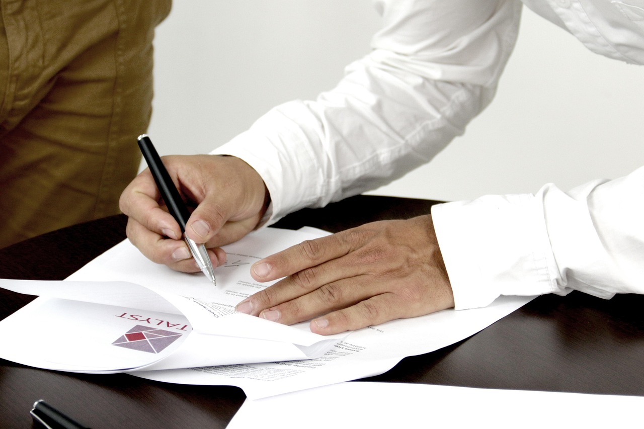 contract de comodat
